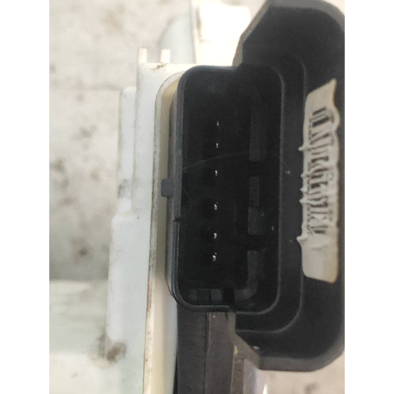 Recambio de motor cierre centralizado delantero derecho para citroen c3 attraction referencia OEM IAM 006246  