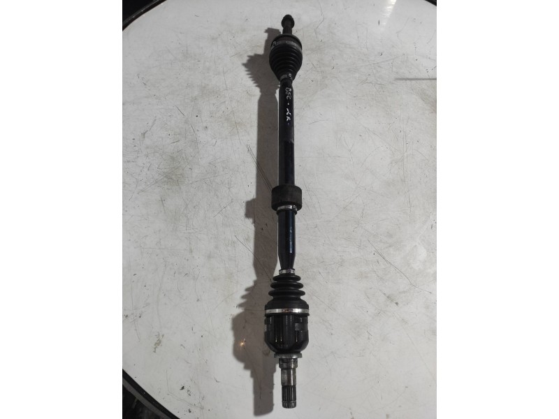 Recambio de transmision delantera derecha para toyota auris 1.4 turbodiesel cat referencia OEM IAM   