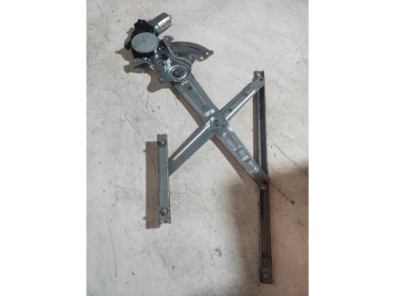 Recambio de elevalunas delantero derecho para daihatsu sirion (m3..) 1,3 referencia OEM IAM   