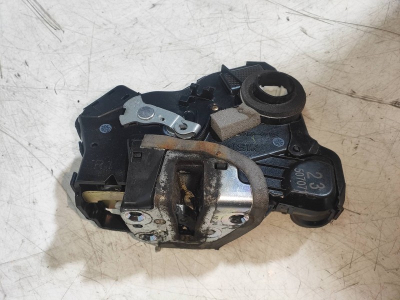 Recambio de motor cierre centralizado delantero derecho para daihatsu sirion (m3..) 1,3 referencia OEM IAM 507071  