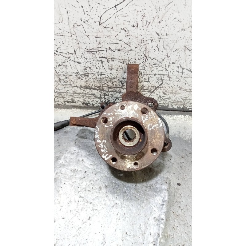 Recambio de mangueta delantera derecha para renault megane i fase 2 berlina (ba0) 1.4 16v expression referencia OEM IAM   