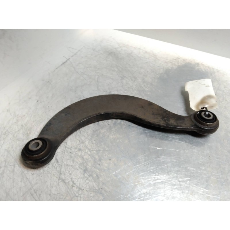 Recambio de brazo suspension superior trasero derecho para mazda 3 berlina (bk) 1.6 cd diesel cat referencia OEM IAM   