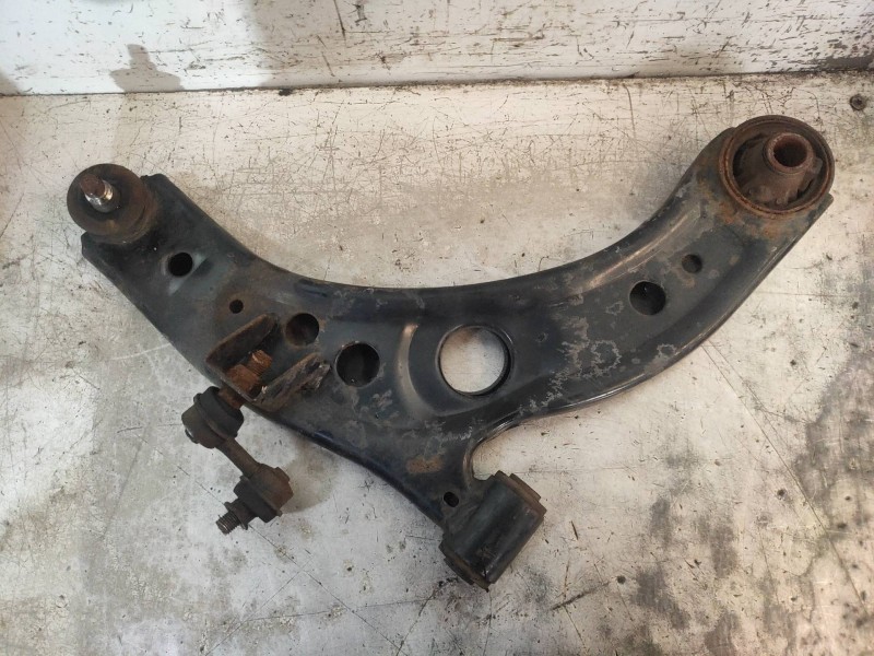Recambio de brazo suspension inferior delantero derecho para daihatsu sirion (m3..) 1,3 referencia OEM IAM   