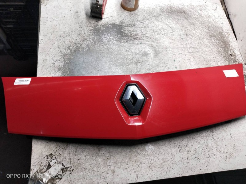 Recambio de rejilla delantera para renault kangoo dynamique referencia OEM IAM   