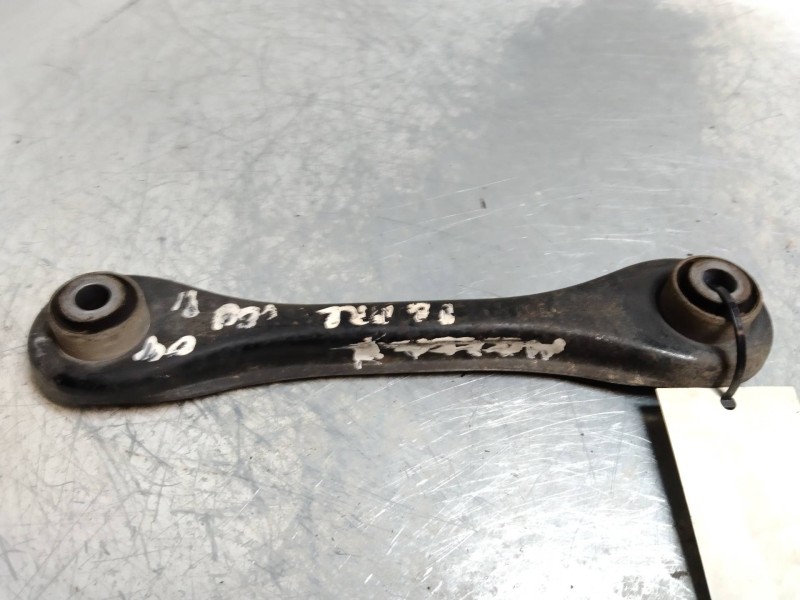 Recambio de brazo suspension inferior trasero izquierdo para mazda 3 berlina (bk) 1.6 cd diesel cat referencia OEM IAM   