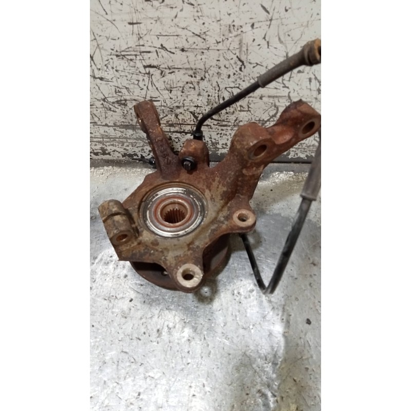 Recambio de mangueta delantera izquierda para renault megane i fase 2 berlina (ba0) 1.4 16v expression referencia OEM IAM   