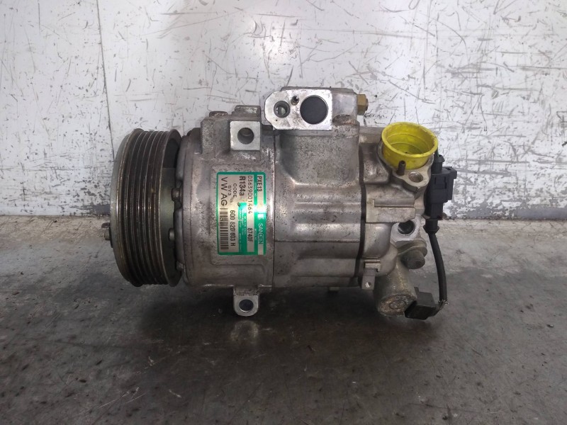 Recambio de compresor aire acondicionado para seat cordoba berlina (6l2) signo/a referencia OEM IAM PXE138740F 6Q0820803H 