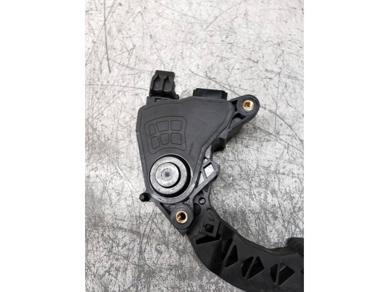 Recambio de potenciometro pedal para renault megane iii sport tourer 1.5 dci diesel fap referencia OEM IAM 180020022R  