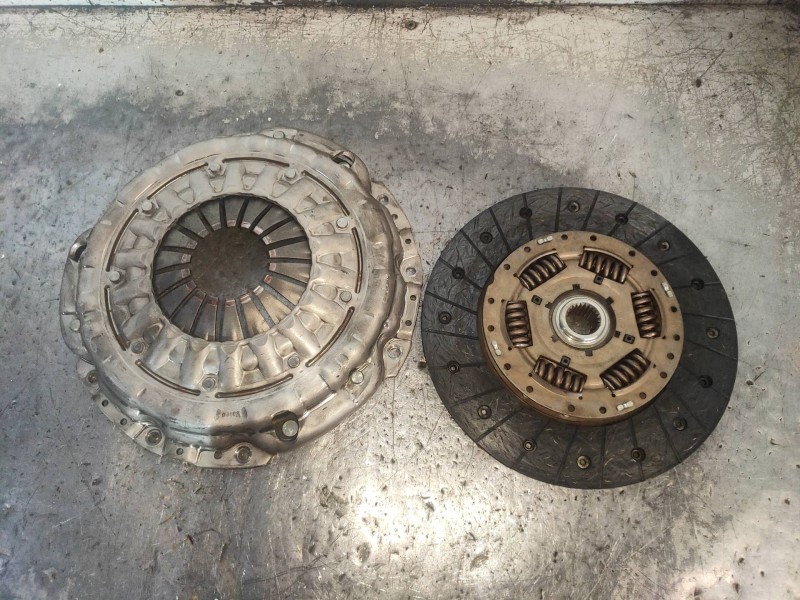 Recambio de kit embrague para nissan pathfinder (r51) 2.5 dci le referencia OEM IAM   