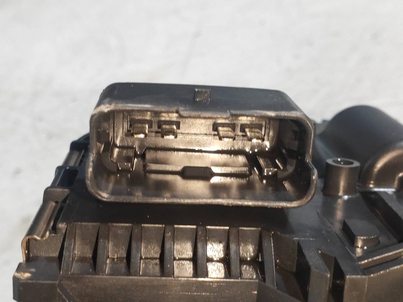 Recambio de motor limpia delantero para peugeot 5008 allure referencia OEM IAM 1397220577 3397021289 9671062380 DERECHO