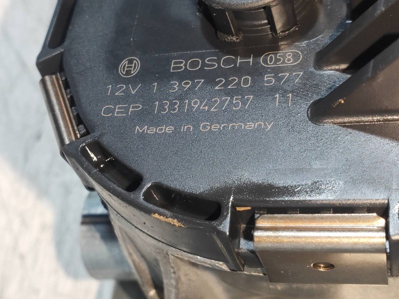 Recambio de motor limpia delantero para peugeot 5008 allure referencia OEM IAM 1397220577 3397021289 9671062380 DERECHO