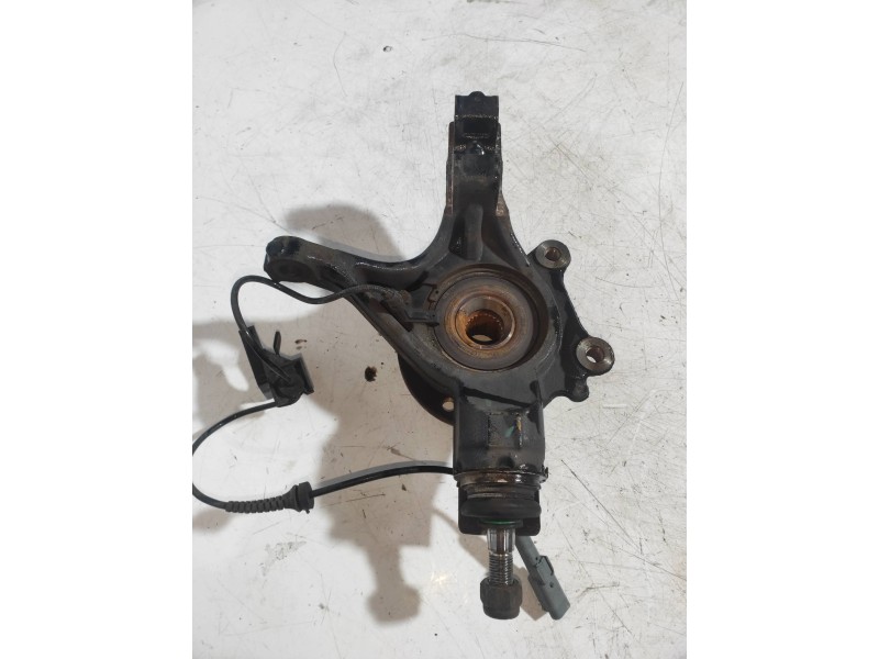 Recambio de mangueta delantera izquierda para peugeot 5008 allure referencia OEM IAM   