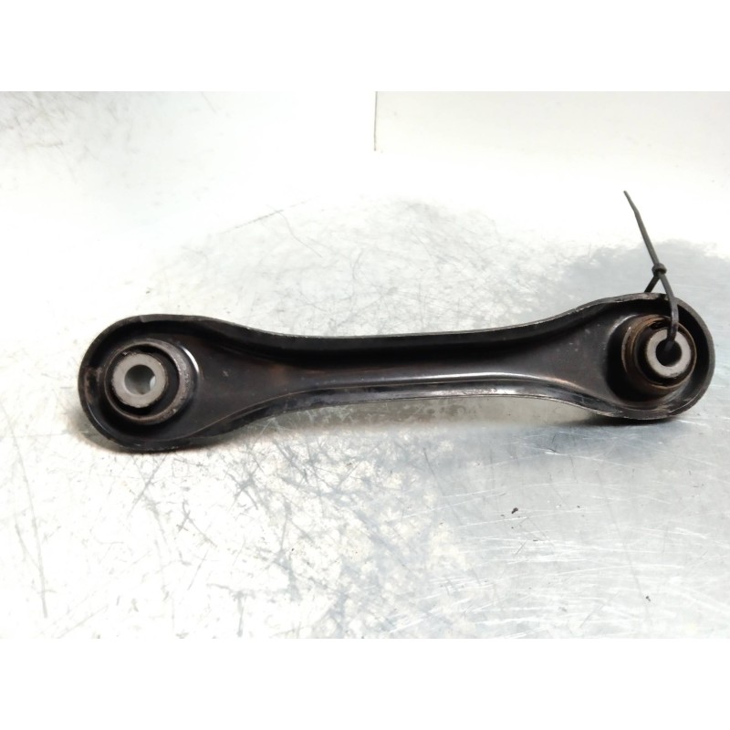 Recambio de brazo suspension inferior trasero derecho para mazda 3 berlina (bk) 1.6 16v cat referencia OEM IAM   