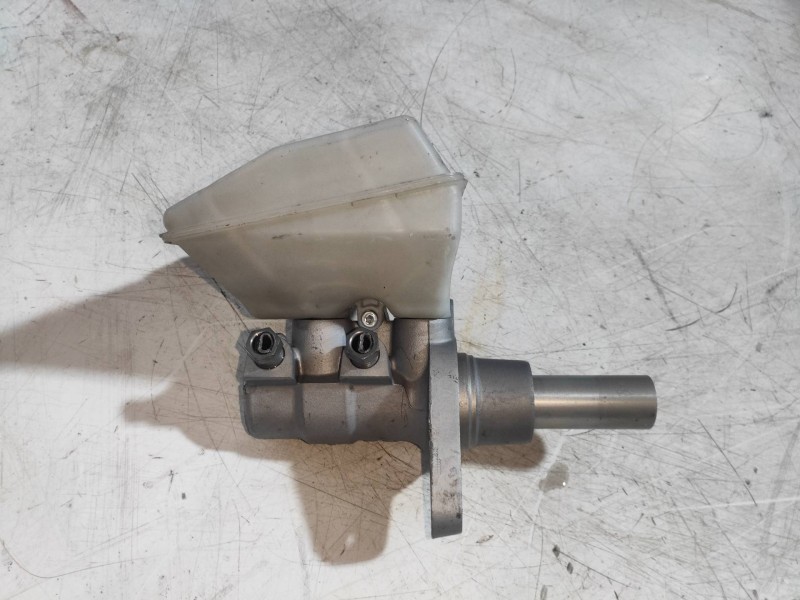 Recambio de bomba freno para peugeot 5008 allure referencia OEM IAM   