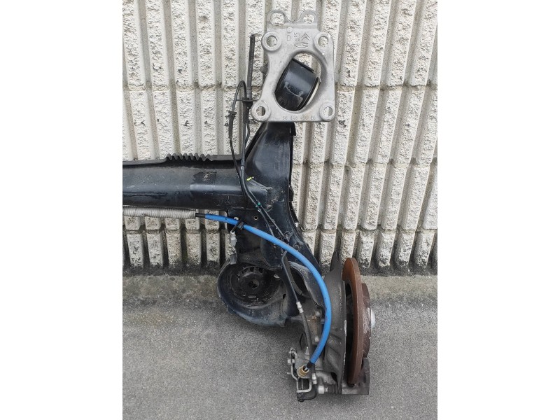 Recambio de puente trasero para peugeot 5008 allure referencia OEM IAM   