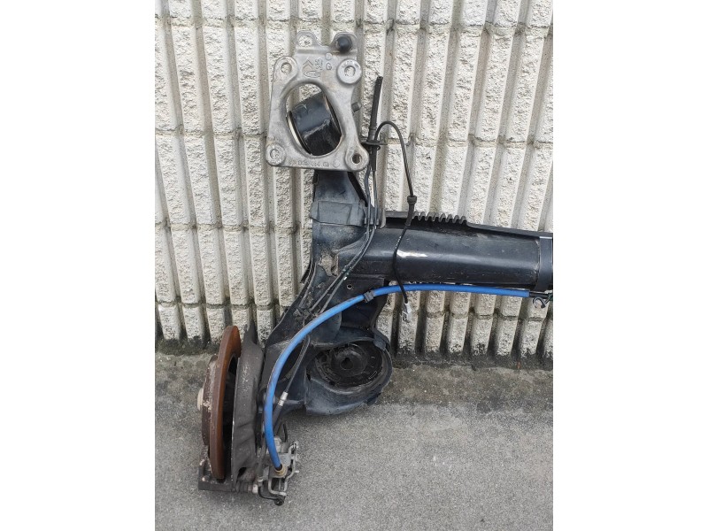 Recambio de puente trasero para peugeot 5008 allure referencia OEM IAM   