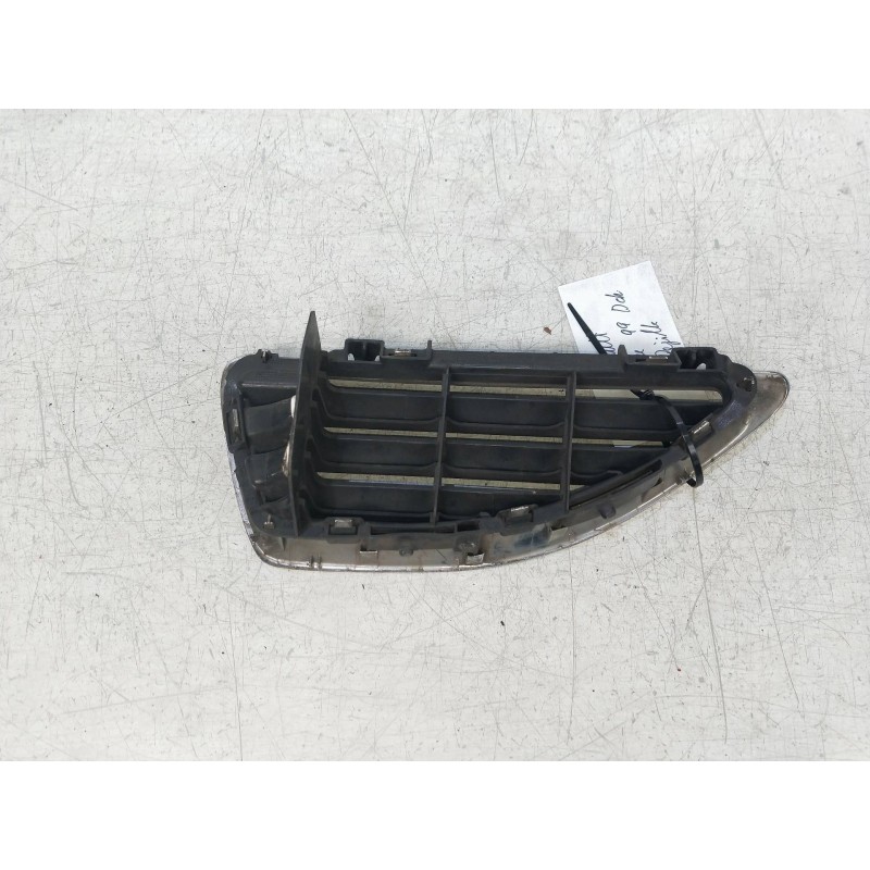 Recambio de rejilla delantera para renault megane i berlina hatchback (ba0) 1.9 dti diesel cat referencia OEM IAM   