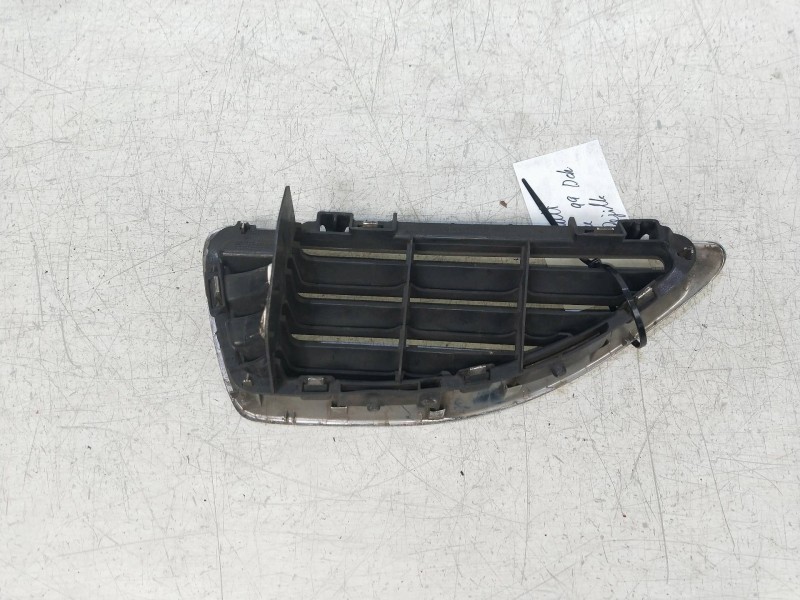Recambio de rejilla delantera para renault megane i berlina hatchback (ba0) 1.9 dti diesel cat referencia OEM IAM   