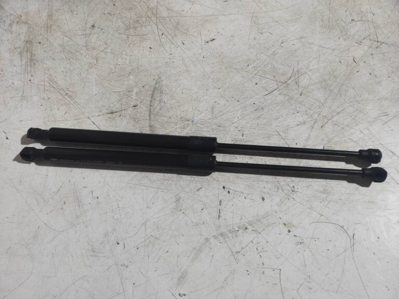 Recambio de amortiguadores maletero / porton para renault zoe limited referencia OEM IAM 904502915R 7000210531C0 