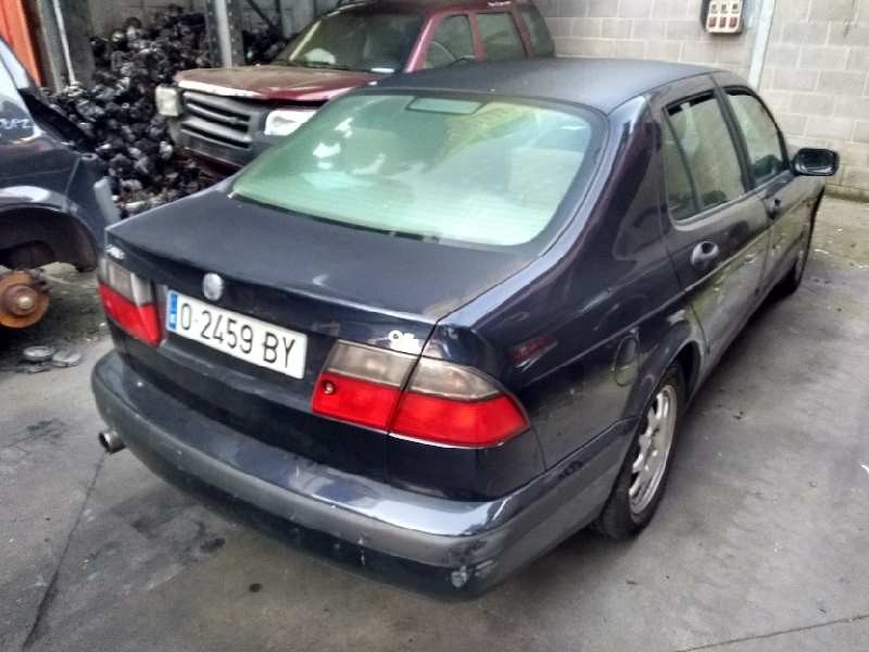 saab 9-5 sedán del año 1998