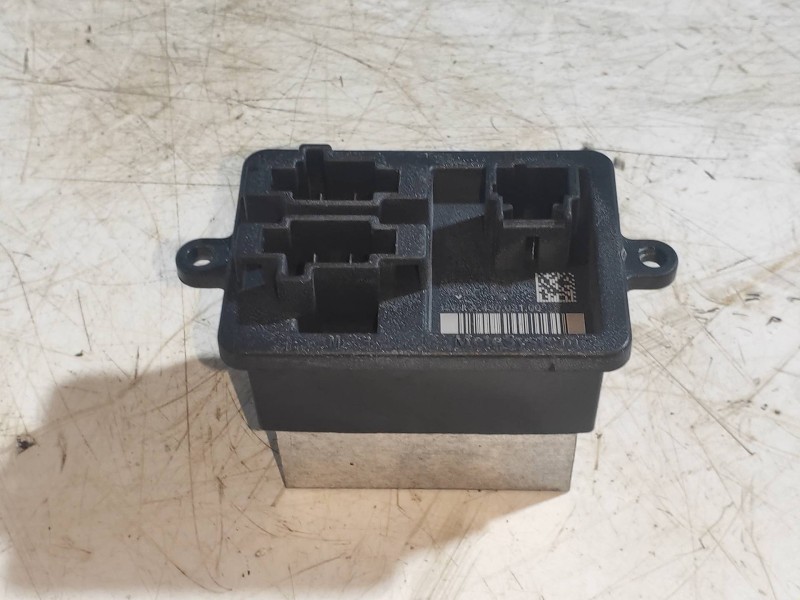 Recambio de resistencia calefaccion para renault zoe limited referencia OEM IAM A43002100  