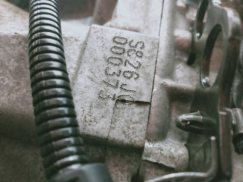 Recambio de caja cambios para hyundai sonata (nf) 2.0 crdi style referencia OEM IAM S826J0 000373 6V