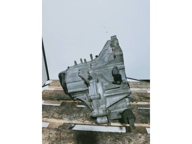 Recambio de caja cambios para mazda 323 berlina f/s (bj) 1.9 f sportive referencia OEM IAM   