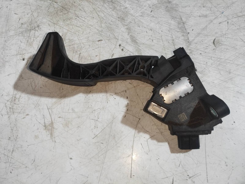 Recambio de potenciometro pedal para toyota auris 1.8 16v cat (híbrido) referencia OEM IAM 7811002120  