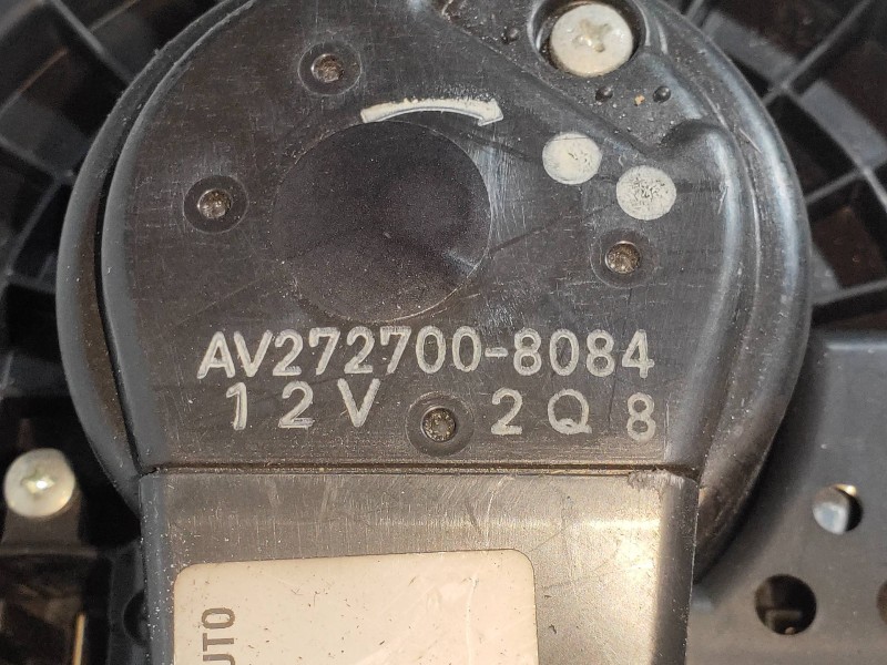 Recambio de motor calefaccion para toyota auris 1.8 16v cat (híbrido) referencia OEM IAM AV2727008084  