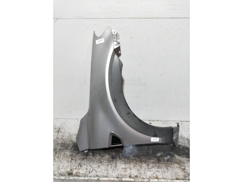 Recambio de aleta delantera derecha para chevrolet captiva 3.2 v6 ltx referencia OEM IAM   