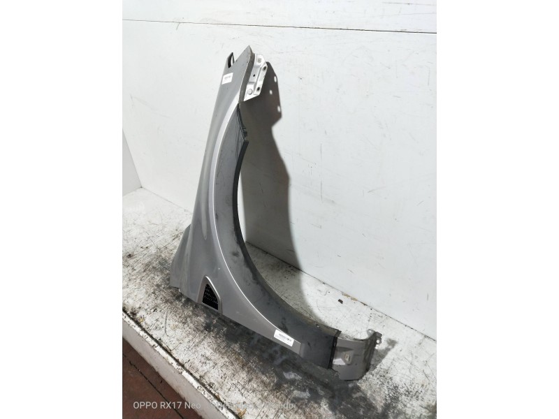 Recambio de aleta delantera derecha para chevrolet captiva 3.2 v6 ltx referencia OEM IAM   