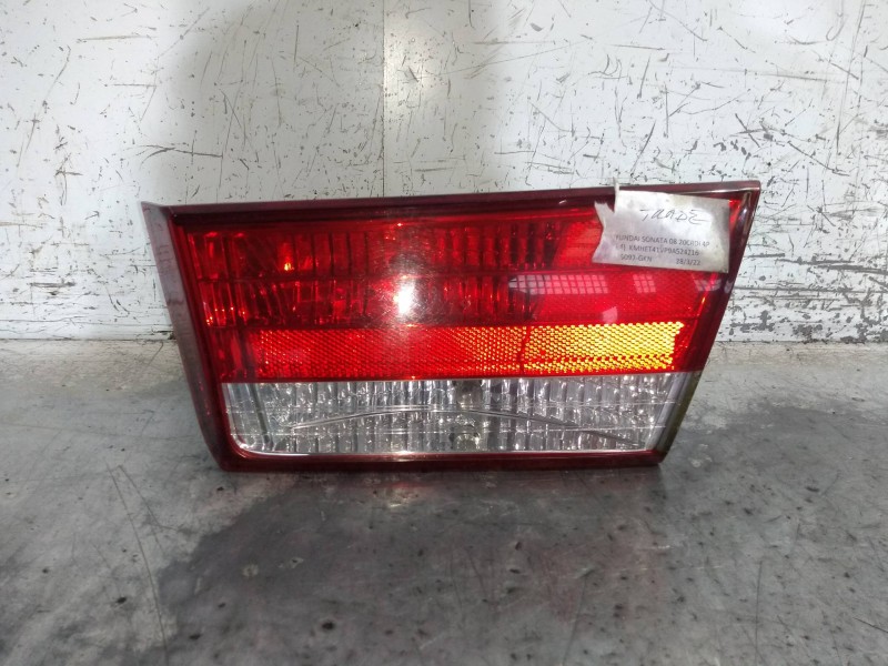 Recambio de piloto trasero derecho interior para hyundai sonata (nf) 2.0 crdi style referencia OEM IAM 924043K0  