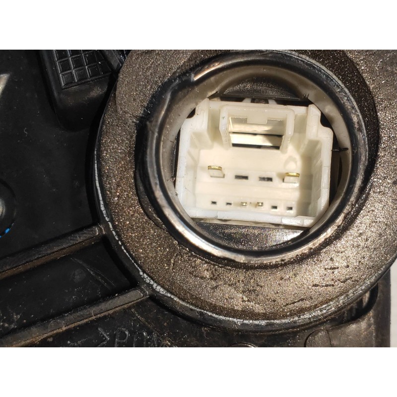 Recambio de motor cierre centralizado delantero derecho para toyota auris 1.8 16v cat (híbrido) referencia OEM IAM   