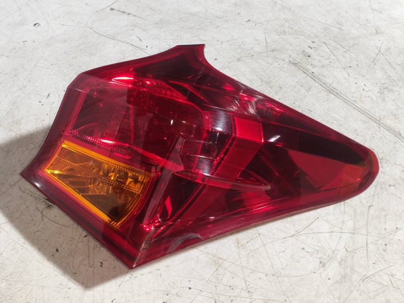 Recambio de piloto trasero derecho para toyota auris 1.8 16v cat (híbrido) referencia OEM IAM   