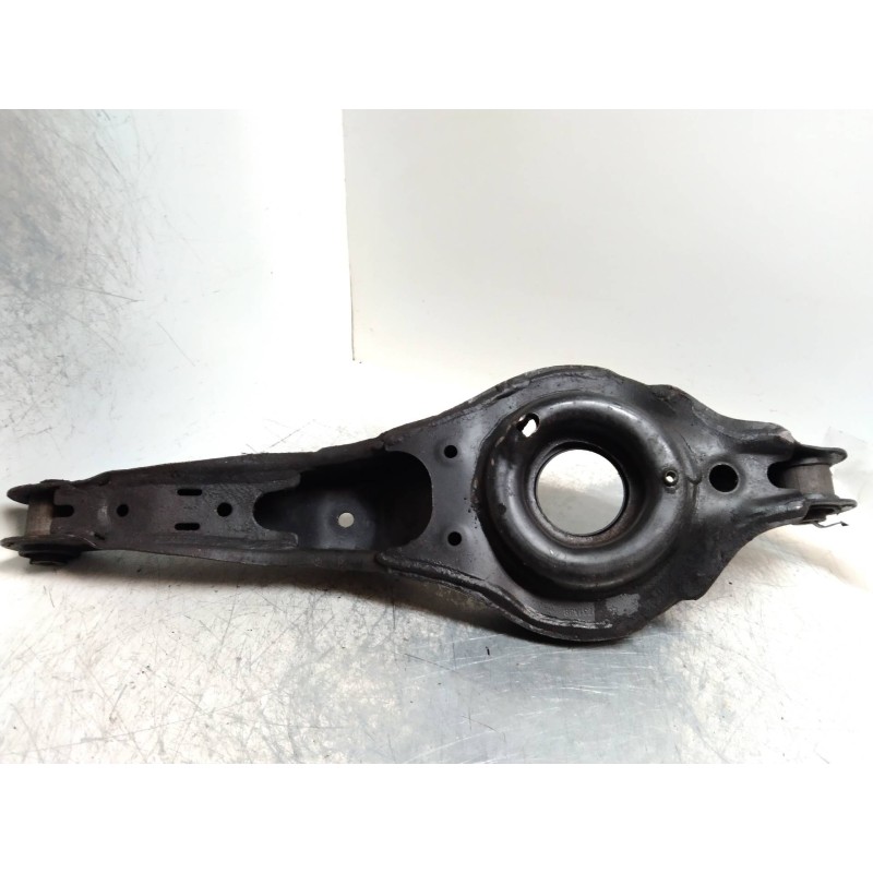 Recambio de brazo suspension inferior trasero derecho para mazda 5 berl. (cr) 2.0 turbodiesel cat referencia OEM IAM   