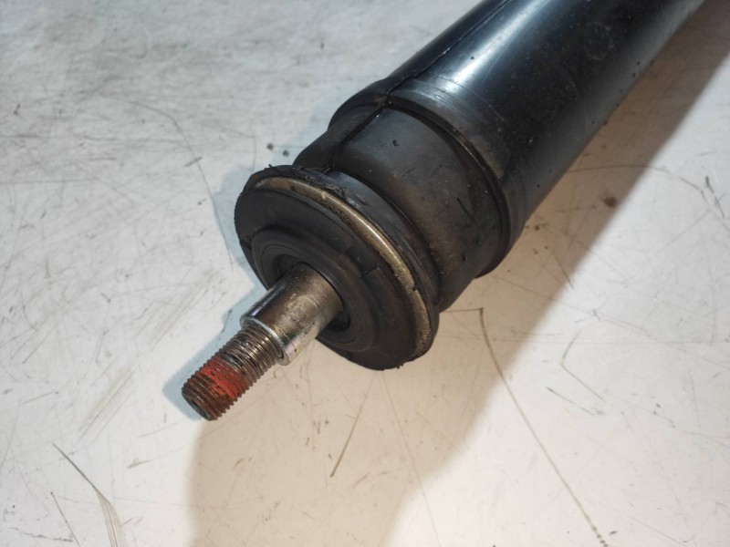 Recambio de amortiguador trasero izquierdo para toyota auris 1.8 16v cat (híbrido) referencia OEM IAM 4853002A50  