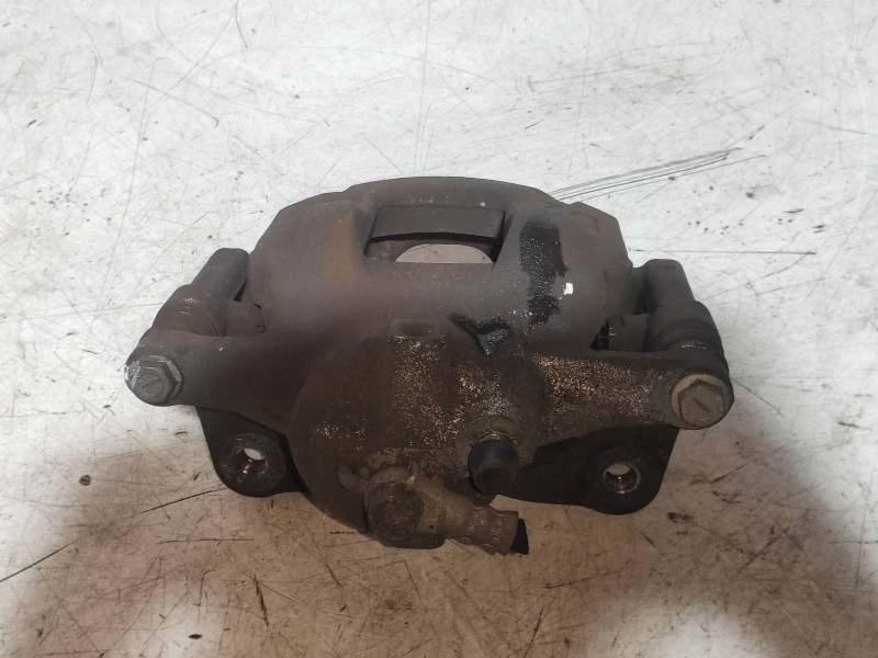 Recambio de pinza freno delantera derecha para toyota auris 1.8 16v cat (híbrido) referencia OEM IAM   