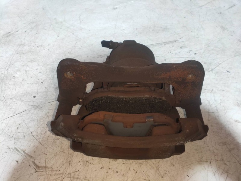 Recambio de pinza freno delantera izquierda para toyota auris 1.8 16v cat (híbrido) referencia OEM IAM   