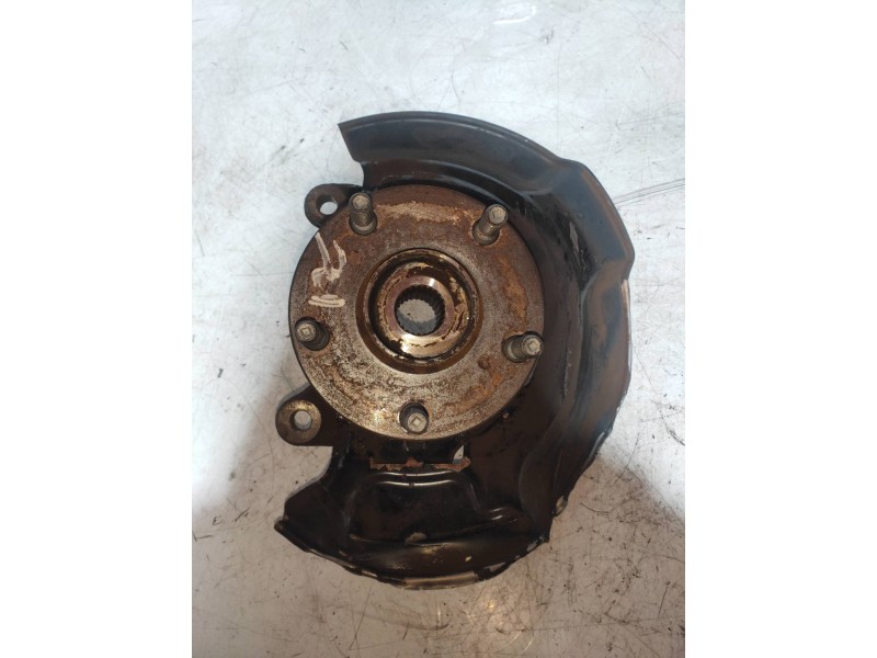 Recambio de mangueta delantera izquierda para toyota auris 1.8 16v cat (híbrido) referencia OEM IAM   