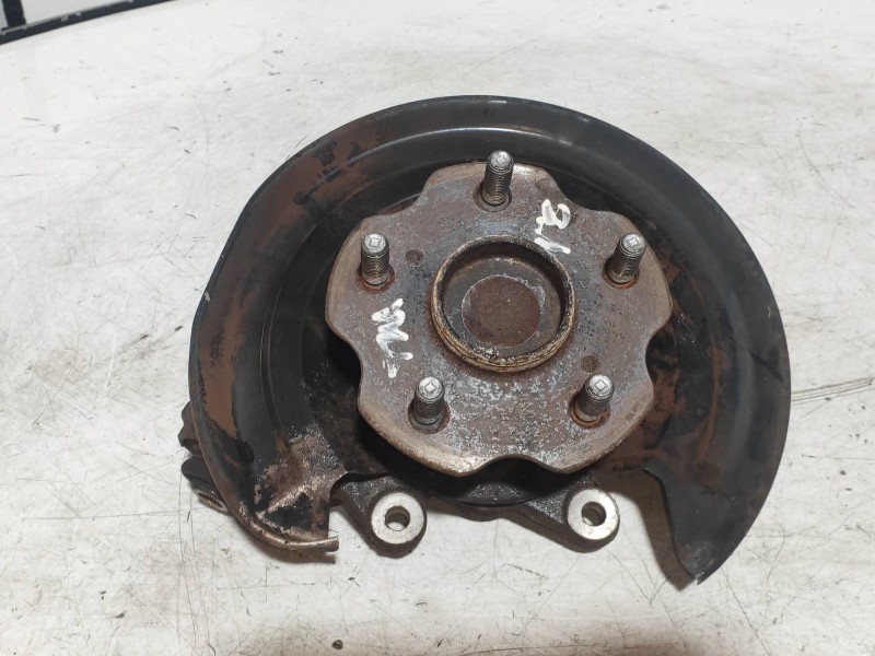 Recambio de mangueta trasera izquierda para toyota auris 1.8 16v cat (híbrido) referencia OEM IAM   