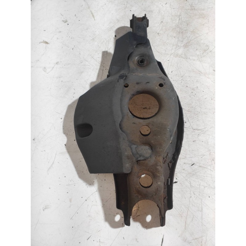 Recambio de brazo suspension inferior trasero derecho para toyota auris 1.8 16v cat (híbrido) referencia OEM IAM   