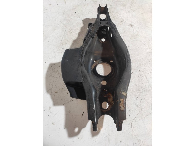 Recambio de brazo suspension inferior trasero izquierdo para toyota auris 1.8 16v cat (híbrido) referencia OEM IAM   