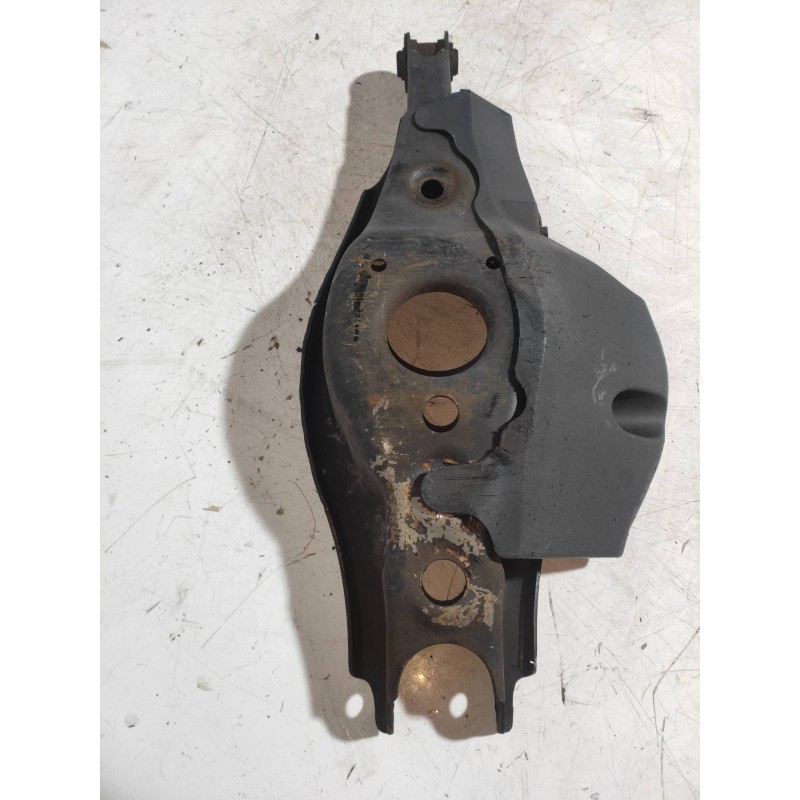 Recambio de brazo suspension inferior trasero izquierdo para toyota auris 1.8 16v cat (híbrido) referencia OEM IAM   