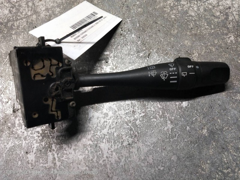 Recambio de mando limpia para nissan terrano/terrano.ii (r20) sr (3-ptas.) referencia OEM IAM 36832A  