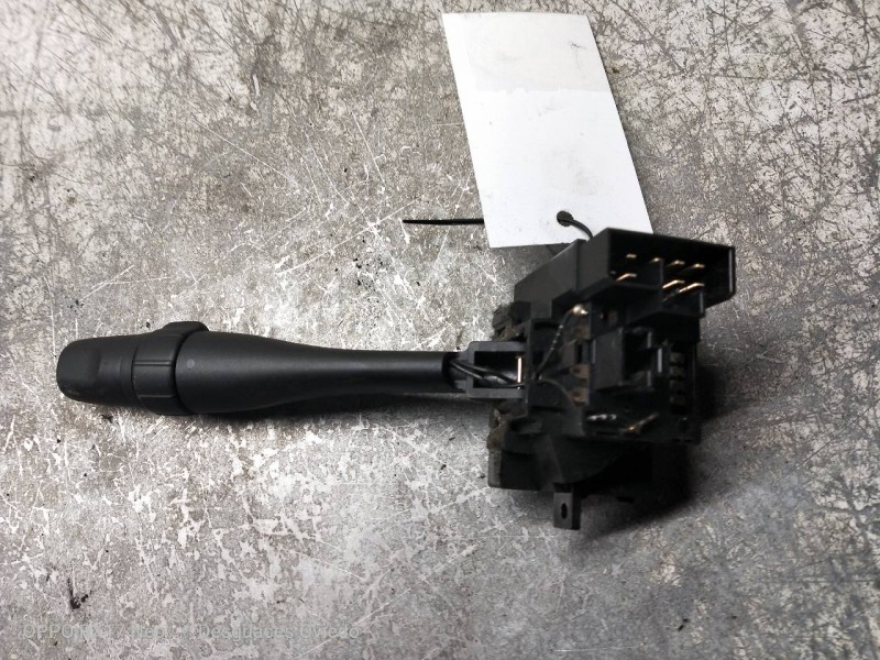 Recambio de mando limpia para nissan terrano/terrano.ii (r20) sr (3-ptas.) referencia OEM IAM 36832A  