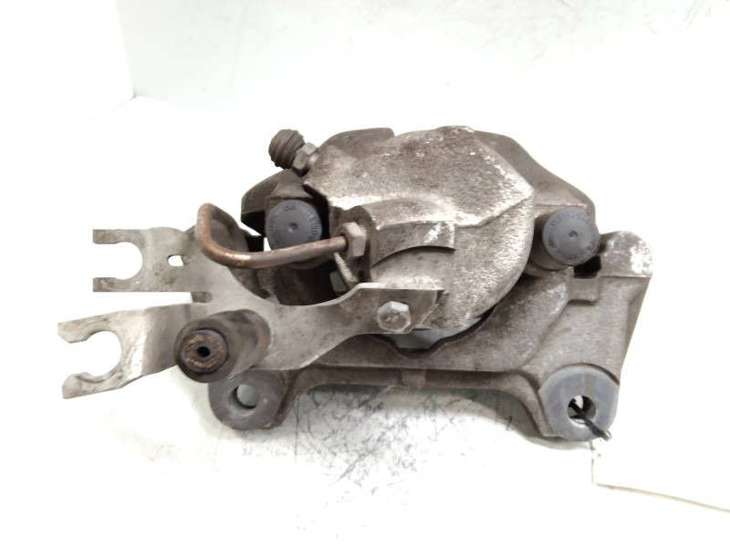 Recambio de pinza freno delantera derecha para audi a6 berlina (4f2) 2.0 tdi referencia OEM IAM   
