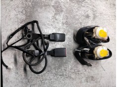 Recambio de juego cinturones delantero para toyota corolla verso (r1) 2.0 d-4d sol referencia OEM IAM   5P