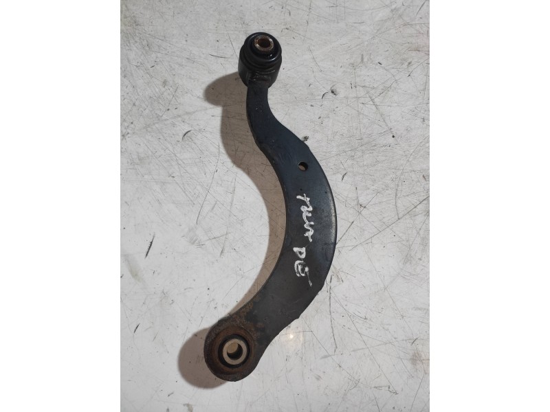 Recambio de brazo suspension superior trasero derecho para toyota auris 1.8 16v cat (híbrido) referencia OEM IAM   