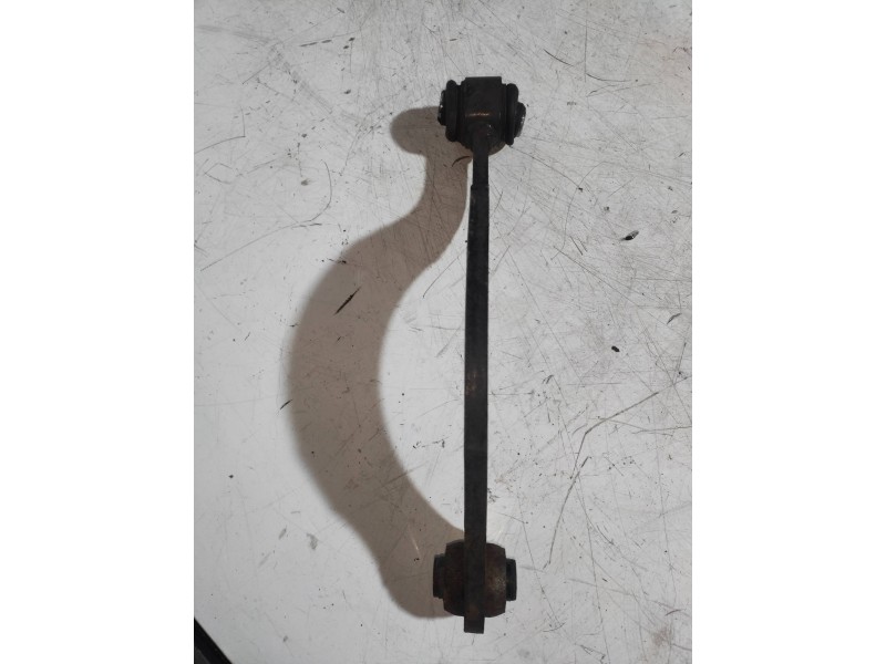 Recambio de brazo suspension superior trasero izquierdo para toyota auris 1.8 16v cat (híbrido) referencia OEM IAM   