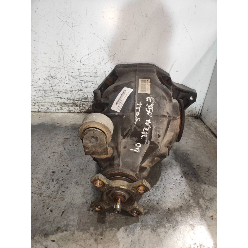 Recambio de diferencial trasero para mercedes clase e (w212) familiar 3.0 cdi cat referencia OEM IAM A2033510705  R = 2.63
